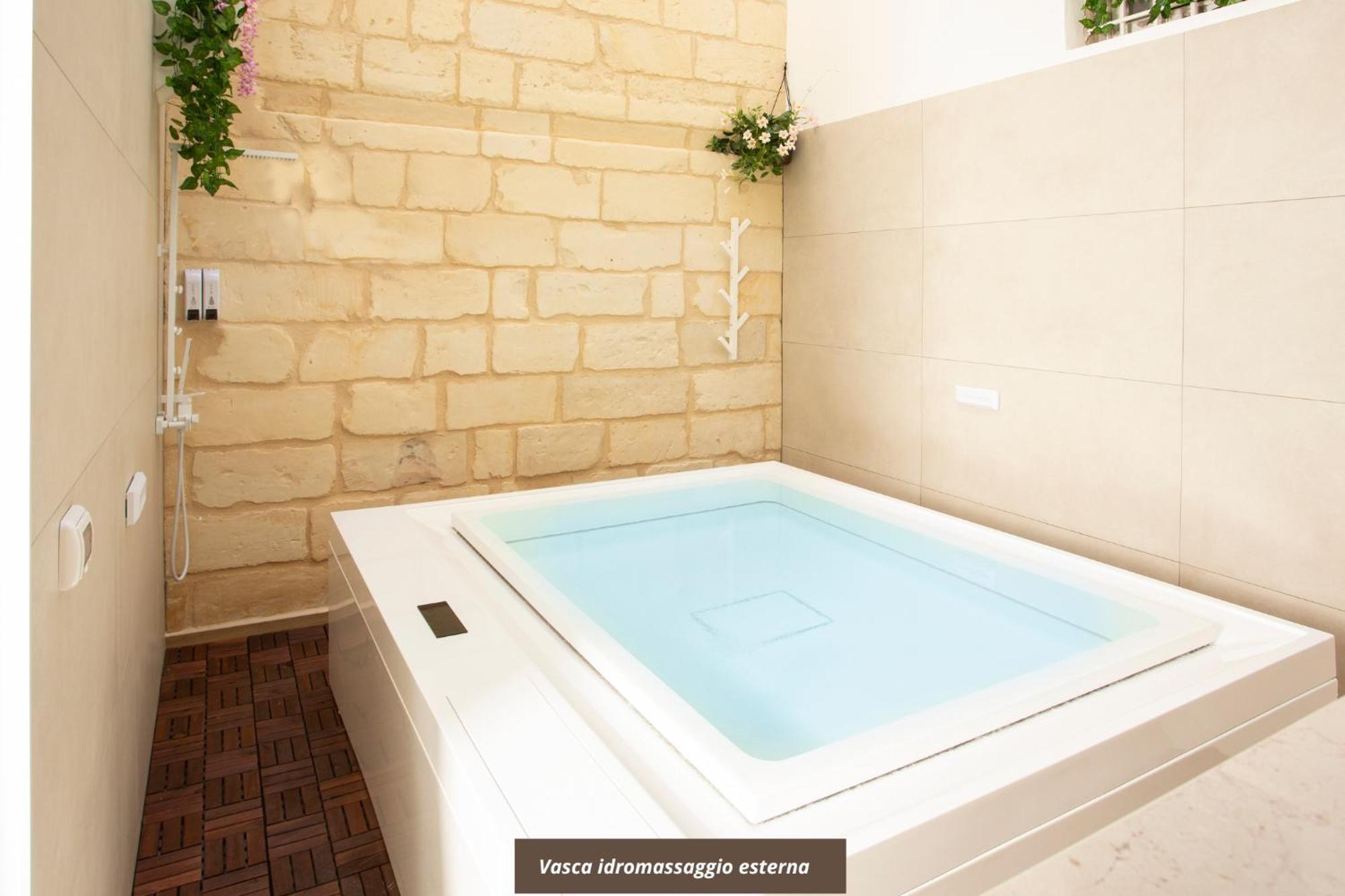 Don Carlo Suite Relais Free Parking - Lecce Selection Eksteriør billede